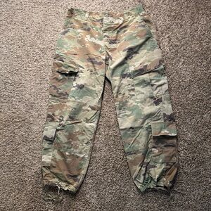Army camo cargo pants